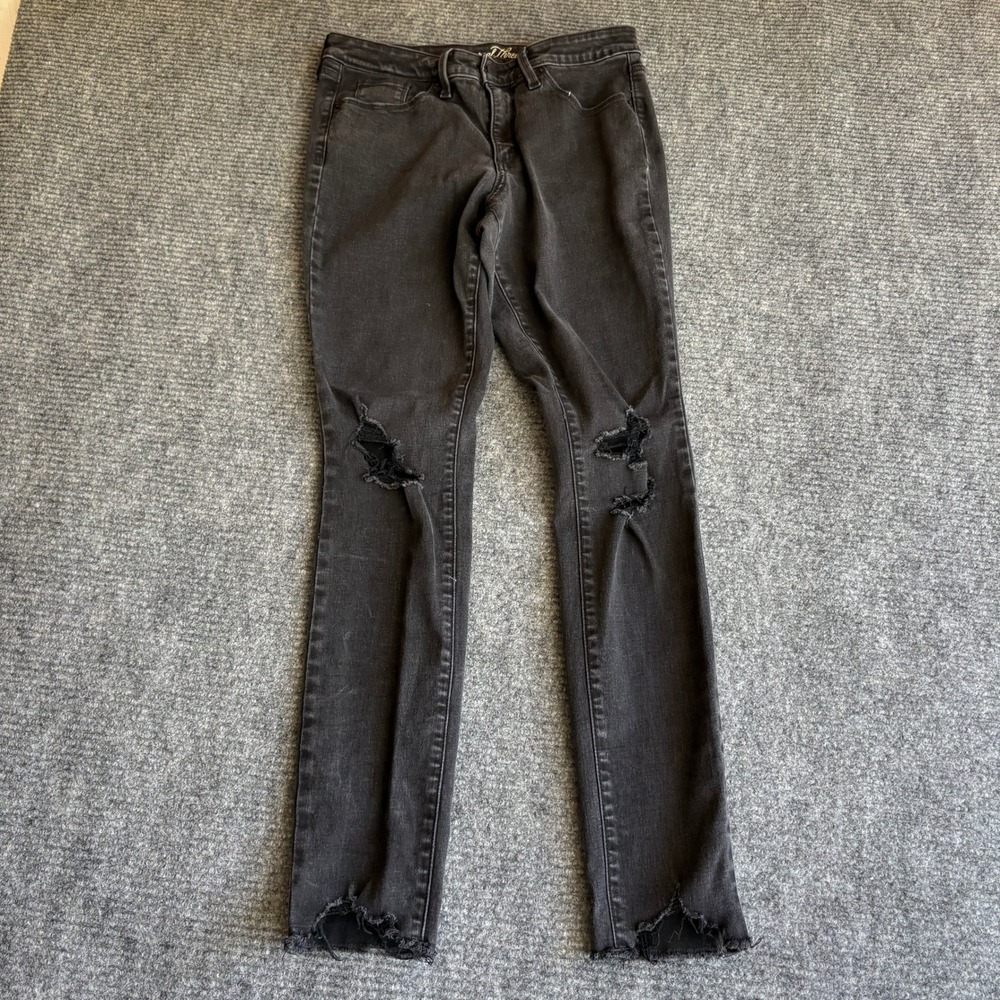 Universal Thread Womens Black Distressed Skinny Jeans Ripped Knee Raw Hem 8/29L